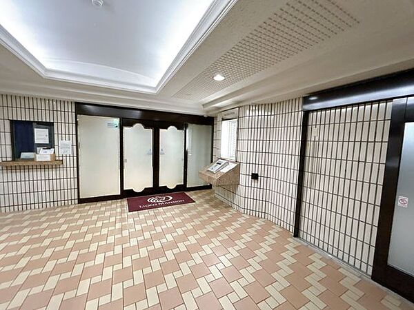 エントランス