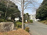 厚南小学校まで1.1km（徒歩14分） 1100m