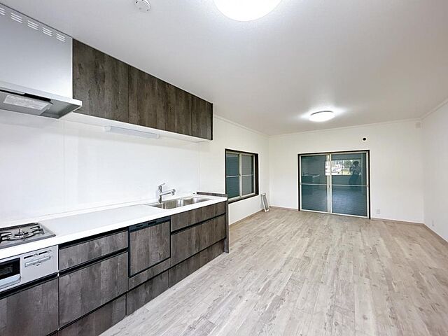 リビング/ダイニング 行橋市行事2丁目8-54