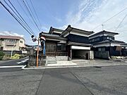価格には消費税、リフォーム費用を含みます。内覧希望の方はお電話ください。