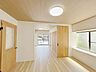 室内：【リフォーム済み　キッチン】キッチン別角度です。