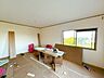 洋室：【リフォーム中10/5撮影】2階北側10帖洋室の写真です。