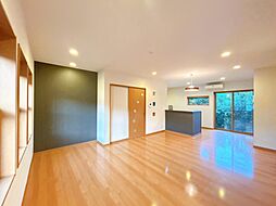 伊万里市東山代町長浜　戸建て 4SLDKのリビング/ダイニング