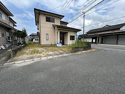 外観:価格には消費税を含みます。自社物件につき随時ご案内可能。内覧希望の方はお電話ください。 外観:価格には消費税を含みます。自社物件につき随時ご案内可能。内覧希望の方はお電話ください。