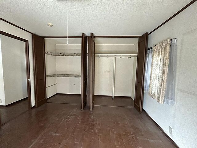 室内 熊本市東区画図町大字重富638-41