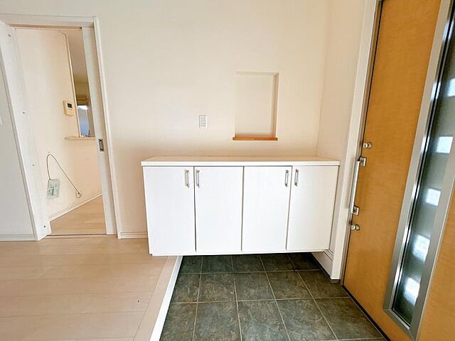 玄関 阿蘇市内牧643-3