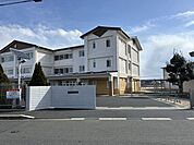 【周辺環境】築城中学校まで約0.2ｋｍ（徒歩で約3分） 200m