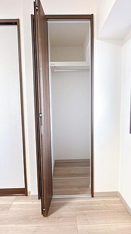 収納 第2マンション新地 1階/-