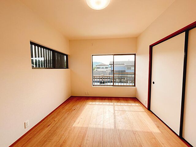 室内 延岡市土々呂町5丁目1544