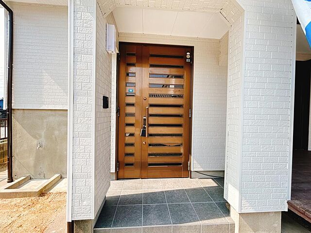 玄関 日向市平野町1丁目25-2