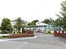周辺：旭中学校まで600ｍ、徒歩8分。
