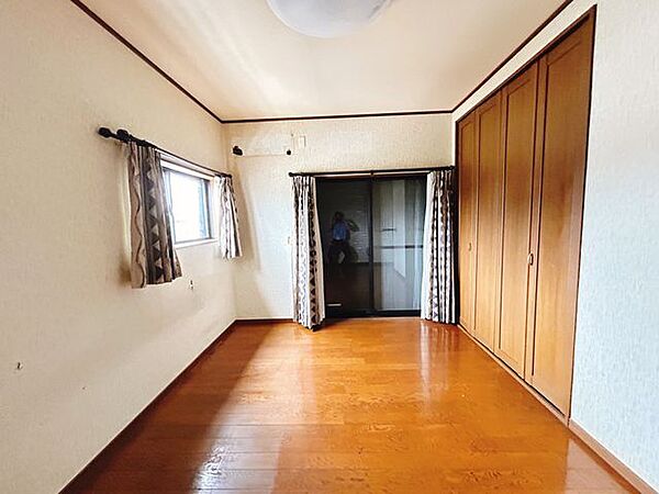 洋室を拡大表示
