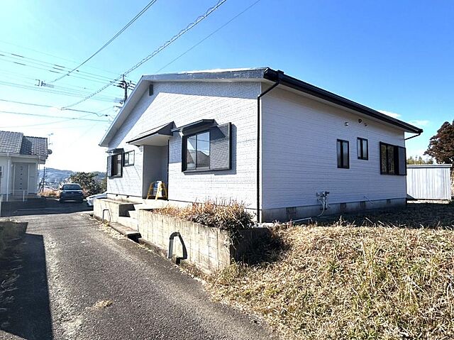 外観 東諸県郡綾町大字入野4132-35