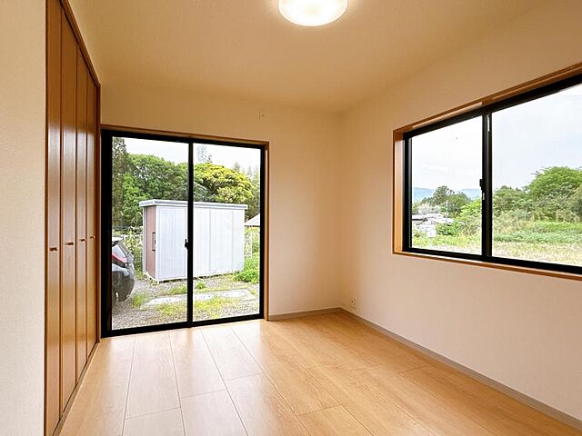 室内 東諸県郡綾町大字入野4132-35