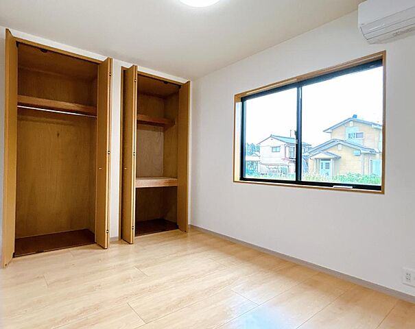 室内 東諸県郡綾町大字入野4132-35