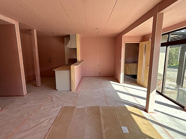 リビング/ダイニング 東諸県郡綾町大字入野915-5