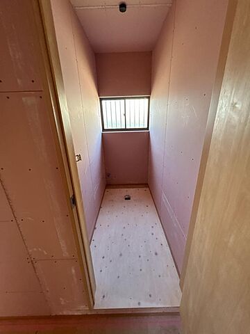 トイレ 東諸県郡綾町大字入野915-5