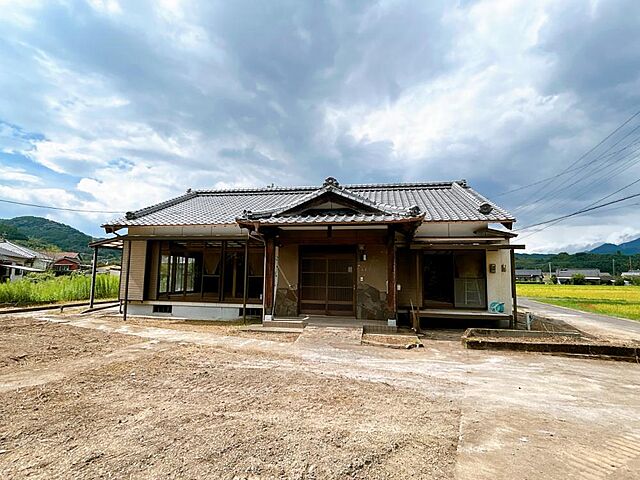 外観 東諸県郡綾町大字入野915-5