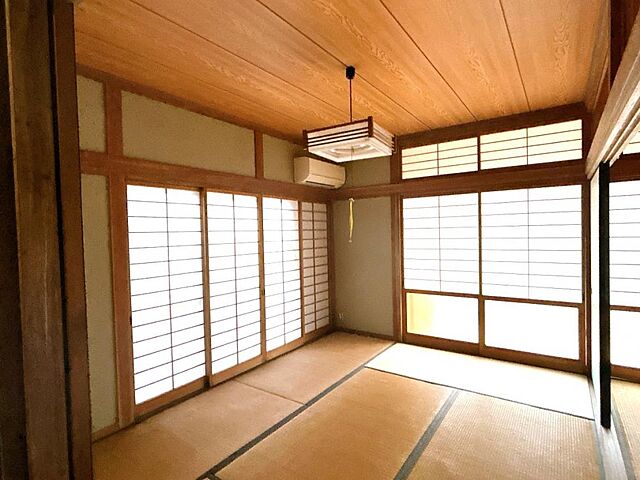 室内 宮崎市田野町甲2801-5