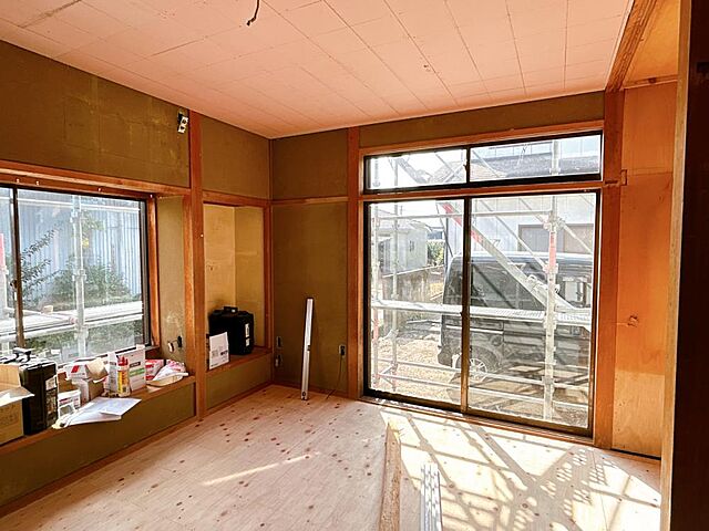 室内 都城市都原町7409-3