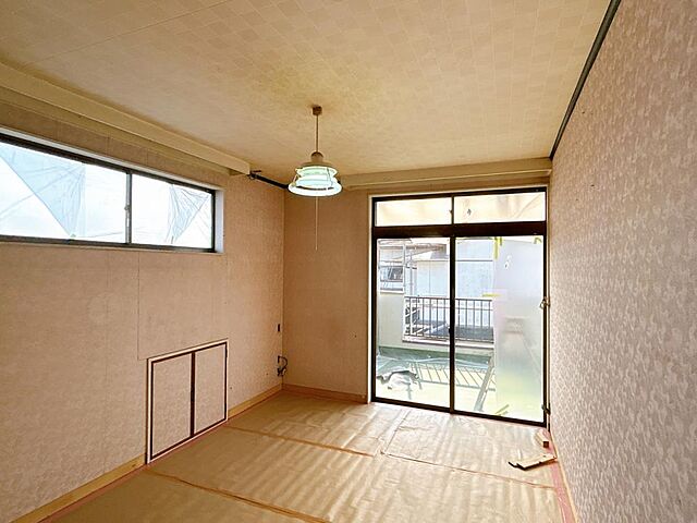 室内 都城市都原町7409-3