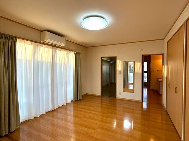 室内 都城市山之口町富吉3561-1
