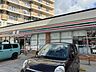 周辺：コンビニ 【周辺環境】セブンイレブン那覇開南店様まで300ｍ（徒歩約4分）