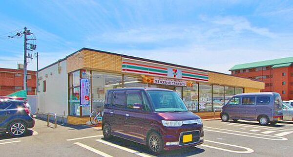 画像23:【コンビニエンスストア】セブンイレブン 湾岸浦安インター店まで64ｍ