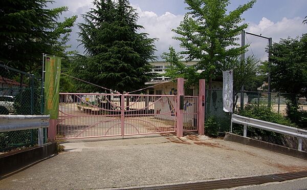 画像13:【小学校】川西市立　桜が丘小学校まで491ｍ