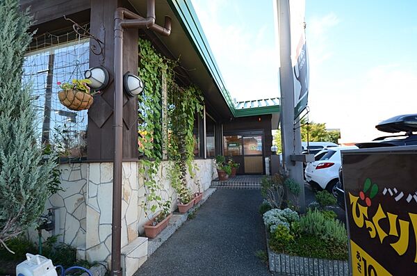 画像24:【ファミリーレストラン】びっくりドンキー宝塚店まで205ｍ