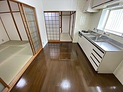 居間