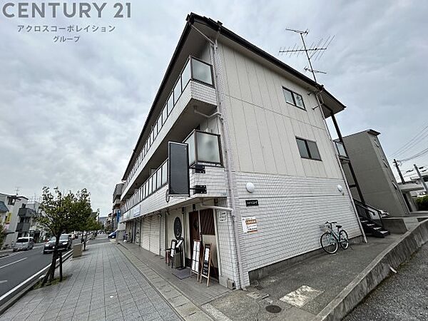 兵庫県西宮市柳本町(賃貸アパート2LDK・3階・48.00㎡)の写真 その1