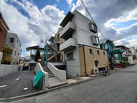 松生ビラ  ｜ 兵庫県西宮市松生町（賃貸マンション1LDK・1階・92.61㎡） その1