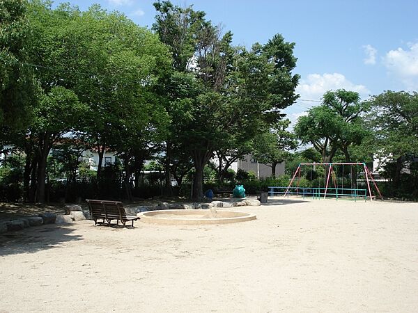 画像28:【公園】高倉公園まで851ｍ