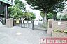 周辺：三鷹市立第六小学校　徒歩7分 500m