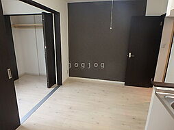 エヴァンスコート南1条 201 2階1LDKのリビング/ダイニング