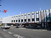 小山駅　2568ｍ/徒歩33分、車7分