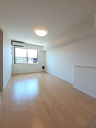 マーベラス 302 3階1LDKのリビング/ダイニング