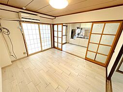 居間