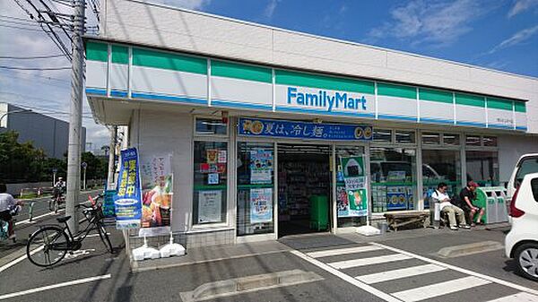 画像23:【コンビニエンスストア】ファミリーマート 姫路構四丁目店まで338ｍ