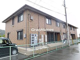 クローバーシャトレ  ｜ 兵庫県姫路市花田町上原田（賃貸アパート2LDK・2階・64.90㎡） その1