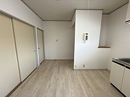 居間