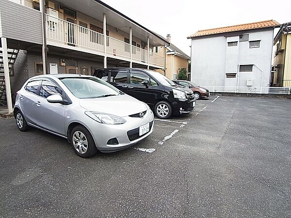 detached 埼玉県三郷市戸ケ崎2251-1

地図を見る