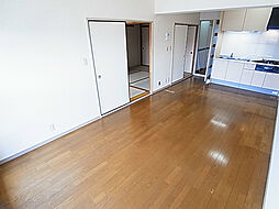 新松戸西パークハウスC棟 808 8階3LDKのリビング/ダイニング