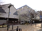 小学校「神戸市立兵庫大開小学校まで704m」