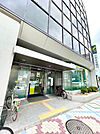 銀行「三井住友銀行湊川支店まで395m」