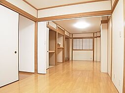居間