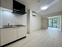 Jブラン亀有 102 1階1LDKのリビング/ダイニング