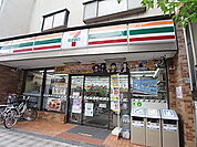 セブンイレブン 梅田店（227m）