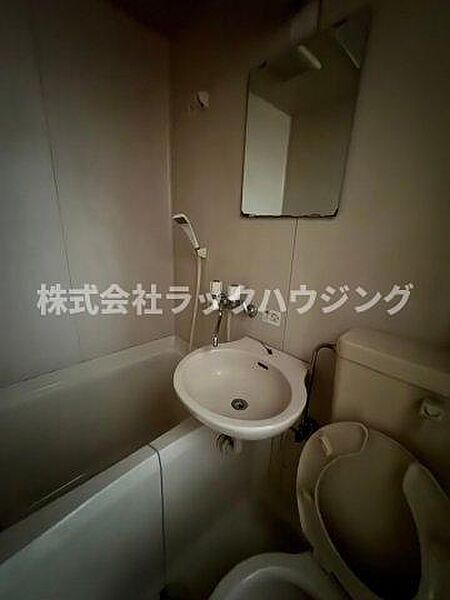 画像6:洗面所